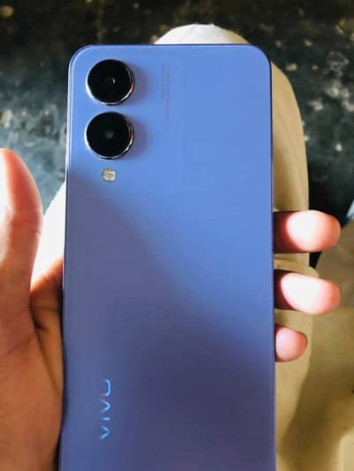 Vivo y17s