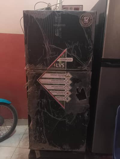 Kenwood Refrigerator Medium size