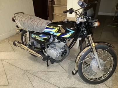 Bilkul new bike ha 2026 model ha later b 26 ma nikala ha apl ha