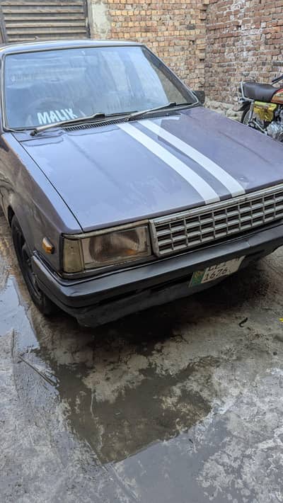 Nissan sunny b11  1000cc