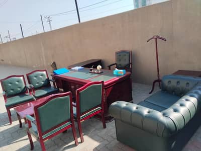 EXECUTIVE TABLE, CHAIRS, SIDE TABLE