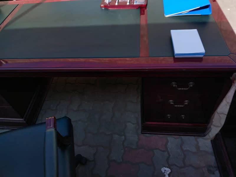 EXECUTIVE TABLE, CHAIRS, SIDE TABLE 3