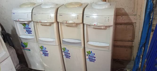 good condition water dispenser