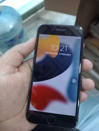 iphone7(128)pta approved glass Chang ha