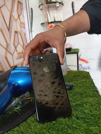 IPHONE 7 PLUS PTA APPROVED JET BLACK,ONLY BATERY CHANGE,CONDITION 8/10