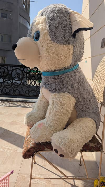giant size stuffed toy