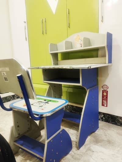 study table/kid table chair/table with chair