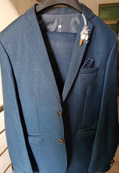 pent Court Only 1 time use good condition 3 piece