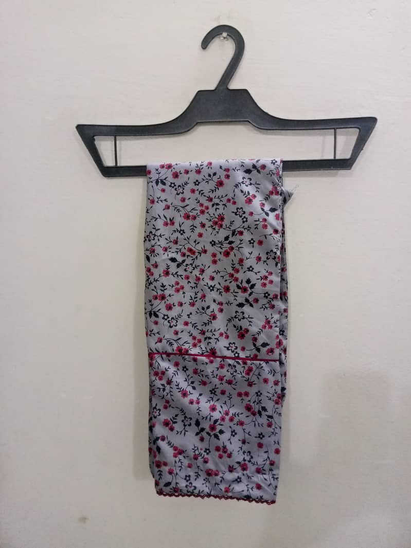 Trainee Stitching. 7