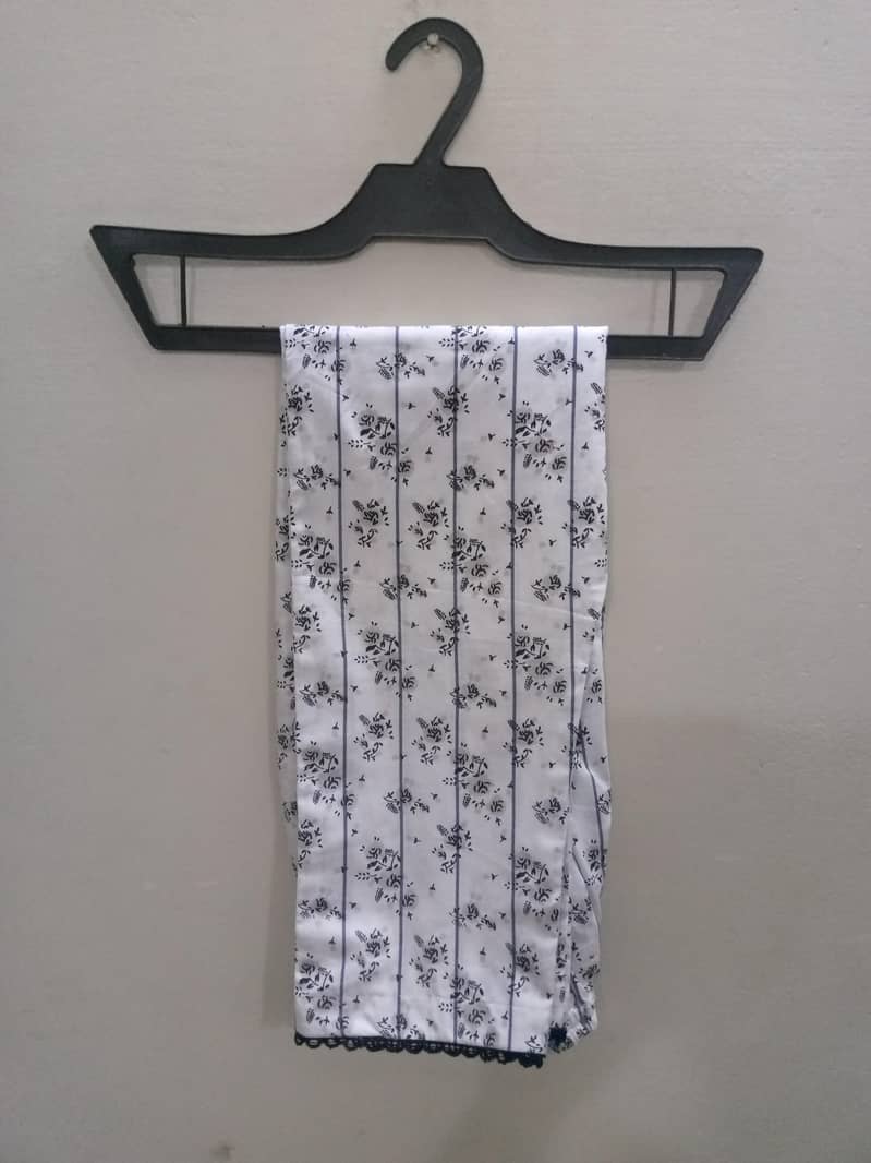 Trainee Stitching. 11