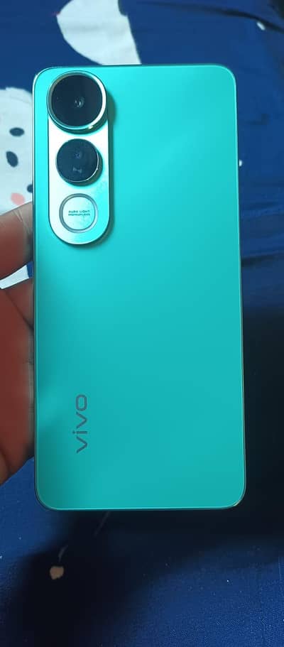 Vivo V50 lite 4G ( Urjent Bechna h sirf leny waly e rabta krin)