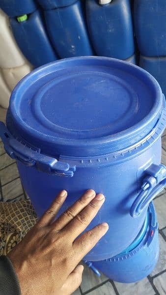 plastic bottles 35L container portable