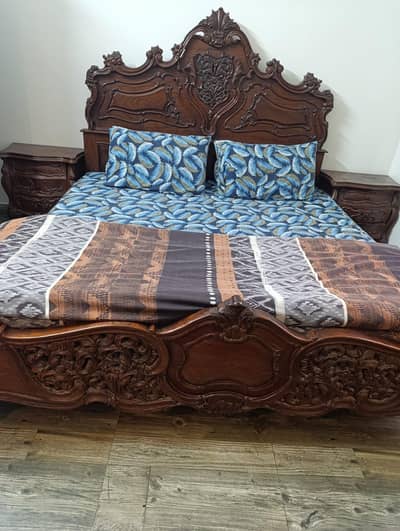 Chinioti Bed Set