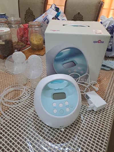 Spectra S1 Electric Breast Pump – Excellent Condition