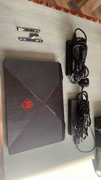 HP omen 15-dc1058wm