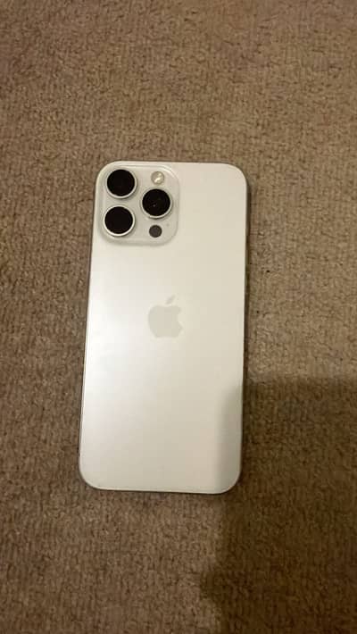 iPhone 16 pro max Natural Titanium