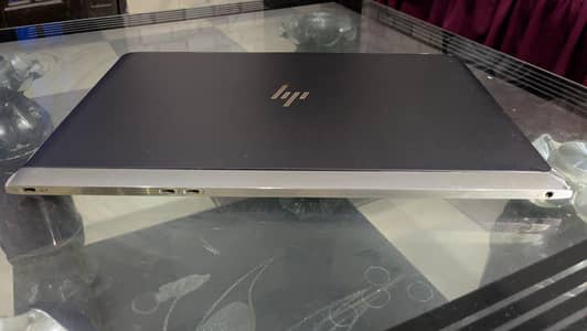 hp spectre i7 7th slimmest 8GB/256GB