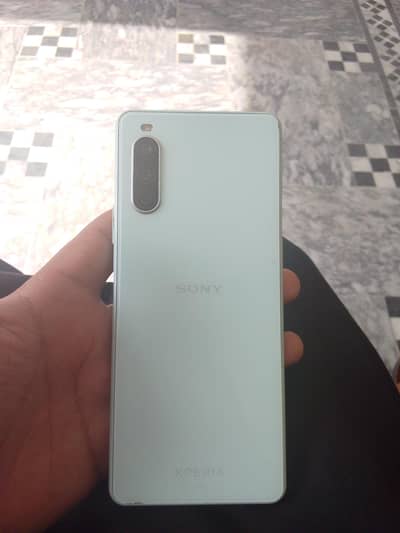 Sony Xperia 5 Achi condition hai 6/64 best for gaming