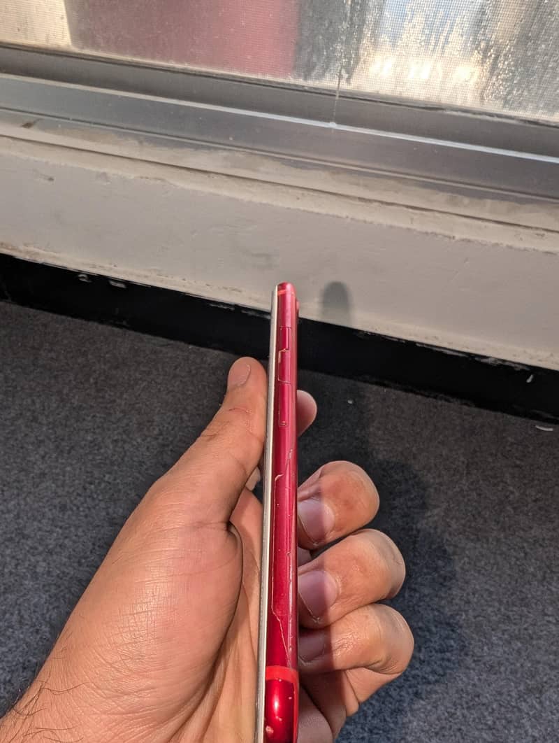 iPhone 07 8/10 Condition 4