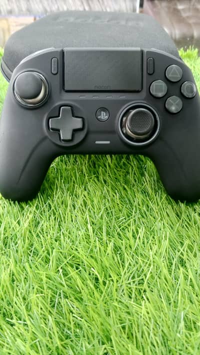 NACON REVOLUTION UNLIMITED