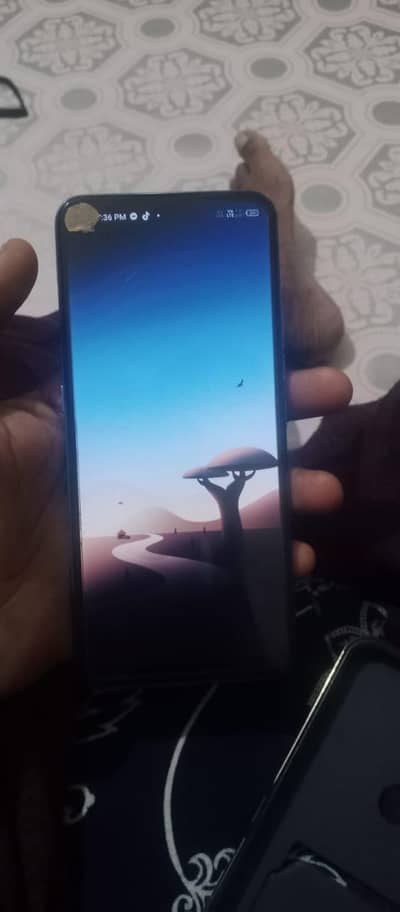 techno pova deul sim pta aproved6/128Mobil ok hy  i