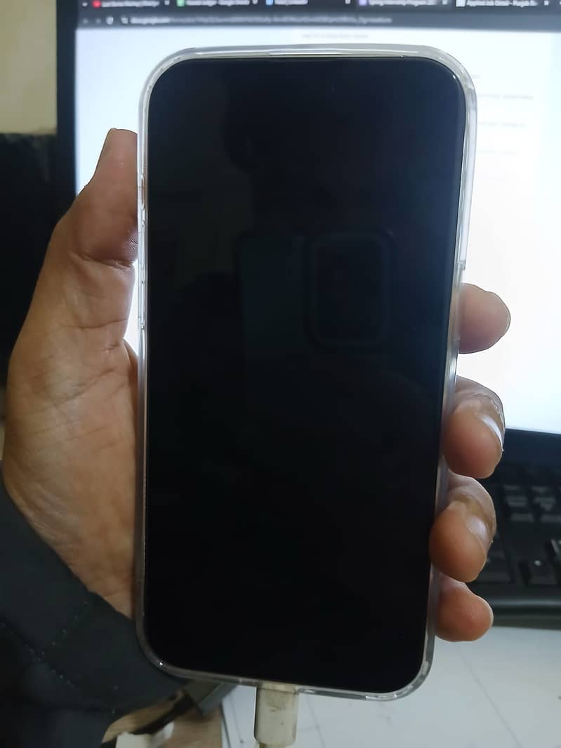 Apple iPhone 15 Pro Max 1