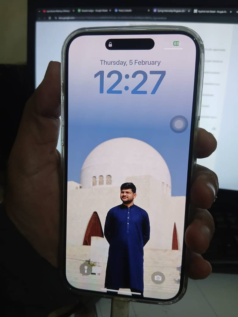 Apple iPhone 15 Pro Max 2