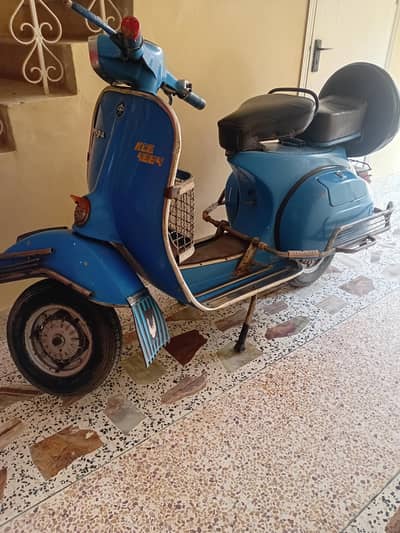 Vespa Model 1979 for Sale in Excellent Condition # 03323461809