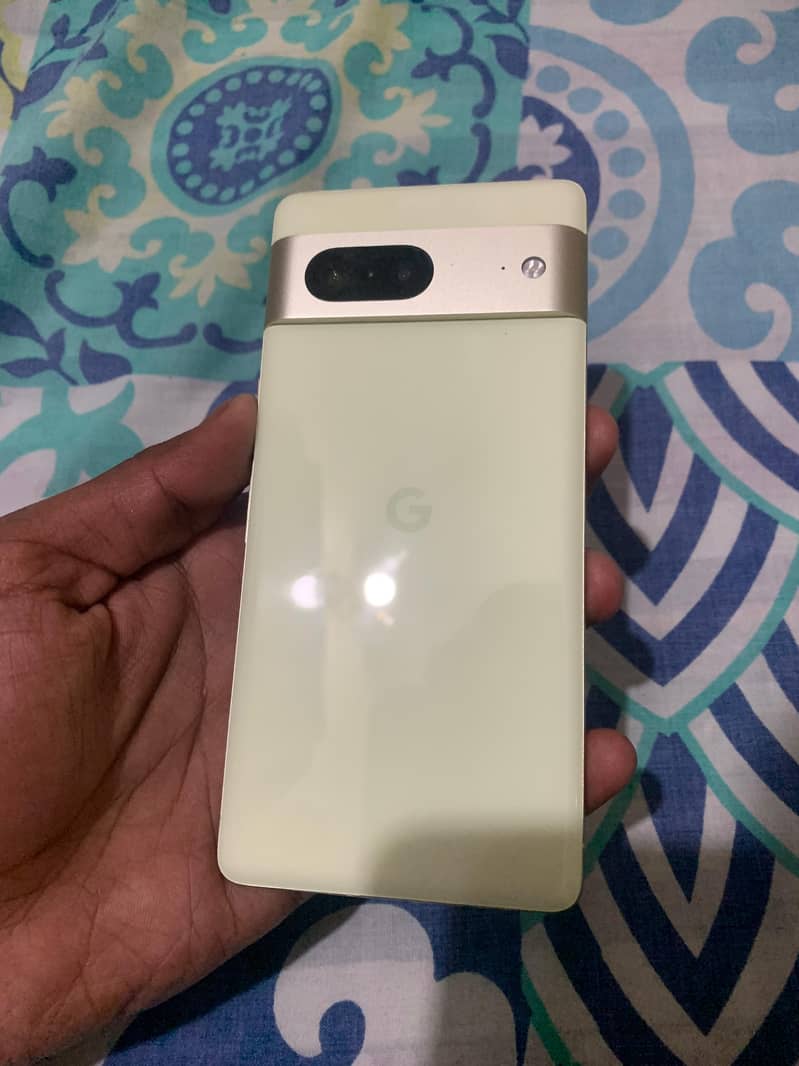 Google Pixel 7 5