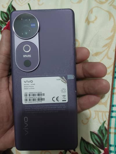 12 gb ram  256 gb rom