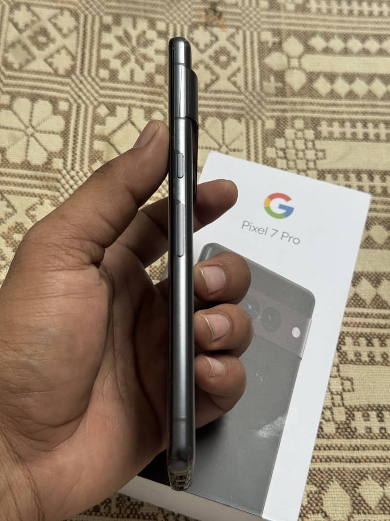 Google Pixel 7 Pro 4