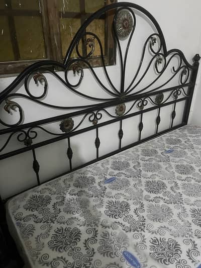 King bed for sale