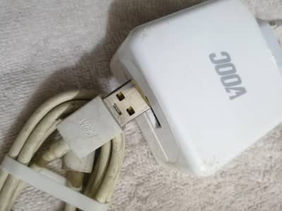 Realme and OnePlus box pulled out