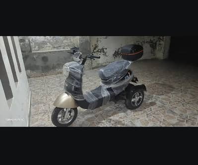 evee nisa 3 wheel new