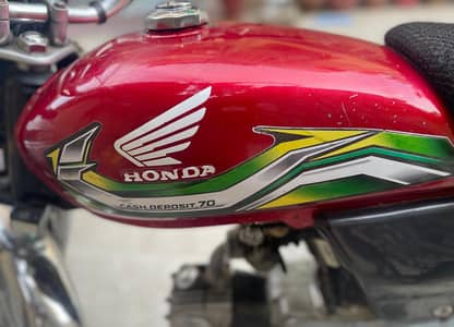 CD 70 tanki tapay and handle grips in good condition