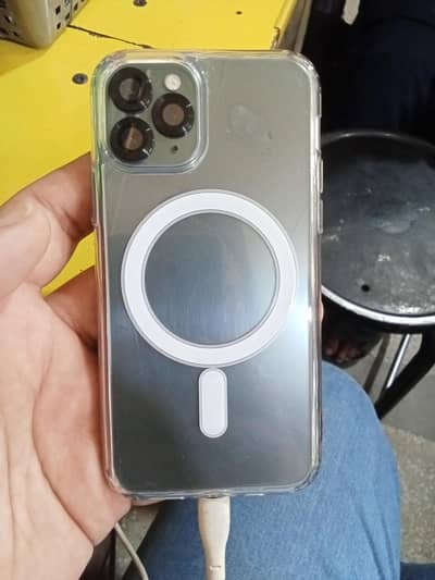 iPhone 11pro factory unlock battery health 87 non pta