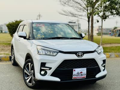 Toyota Raize Z 20/26 4.5 Grade Pearl White