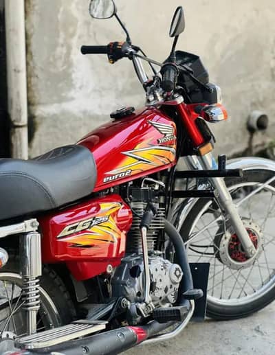 Honda CG 125 2021 model argent for sale