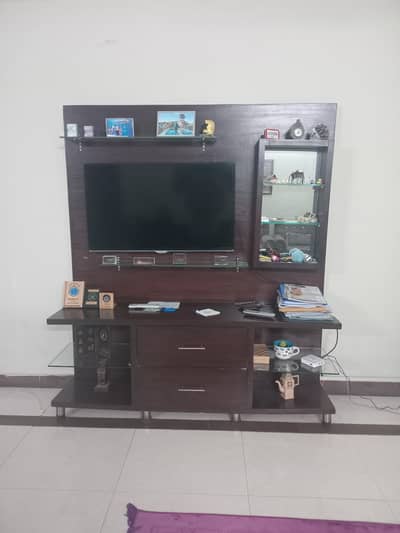 TV Trolley/Media Wall