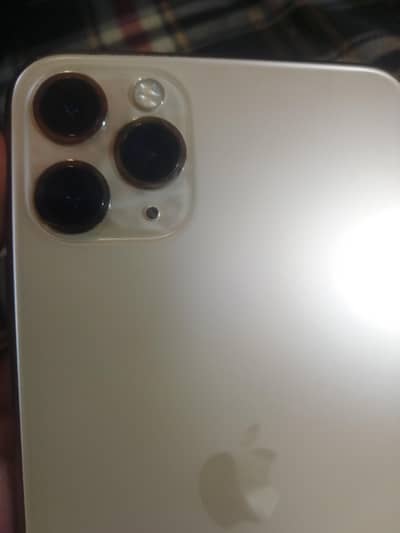 I phone 11 pro max golden color for sale