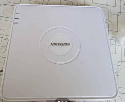 hik vision dvr and 3 2mp color camera