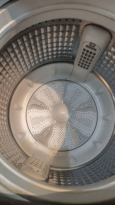 Haier Washing Machine - HWM 150-826 - 15 kg Top Load Automatic