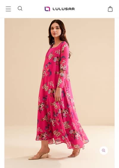 Long pink Lulusar dress maxi