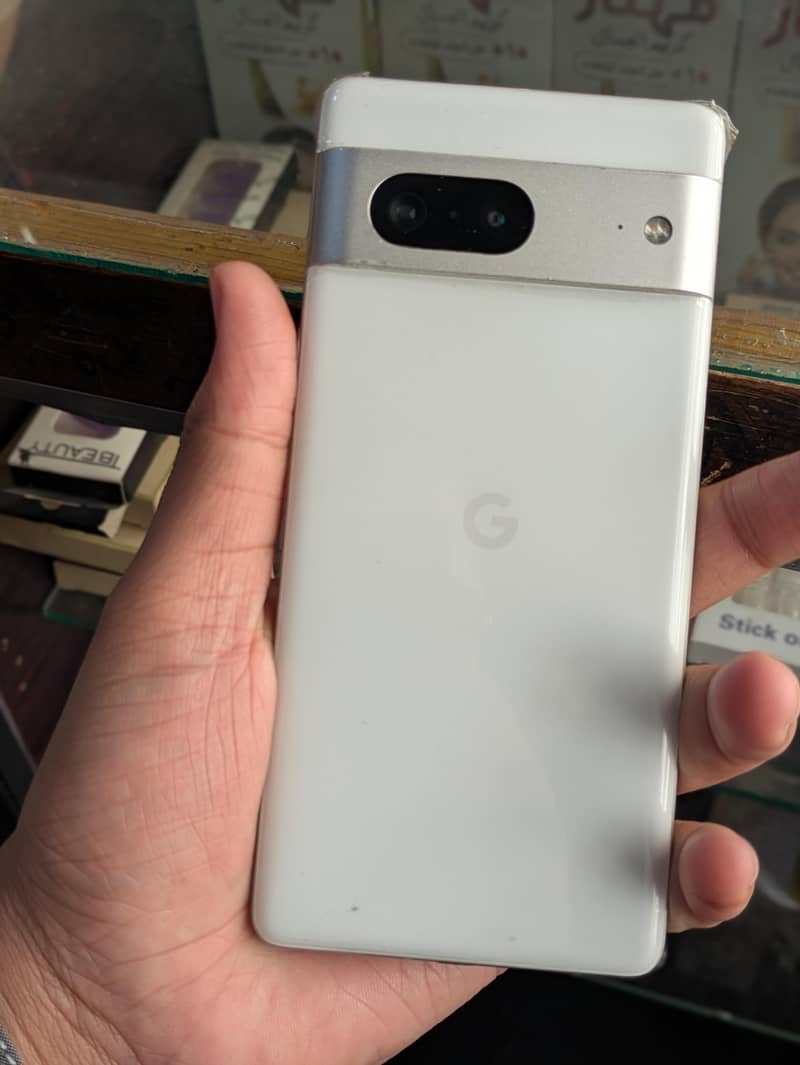 Google Pixel 7 3