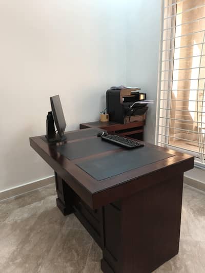 Office table & side table