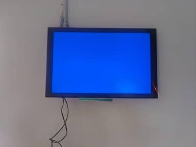 27 inches led with remote