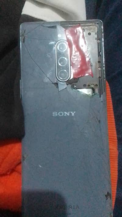 sony Xperia 1  non pata 4.64 gb back toti Hoya hai location sukkur