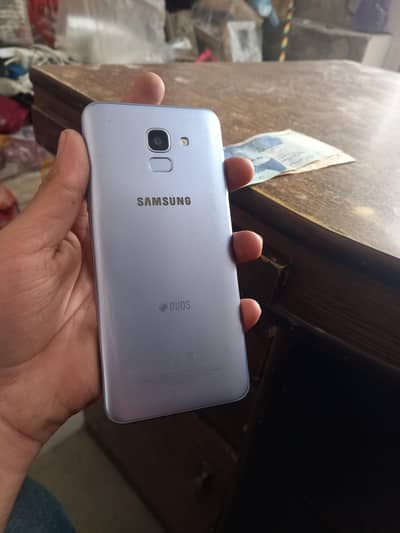 samsung j6 3 GB 32 GB