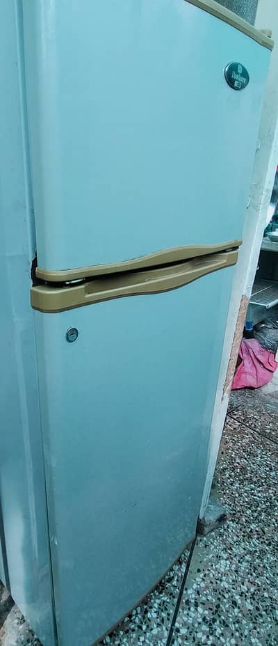 Dawlance Fridge For sale in good condition