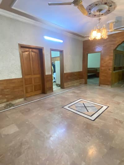 10 Marla Independent Ground Portion 2 Bedrooms Attach Bathrooms Servant quarter DD Car Parking